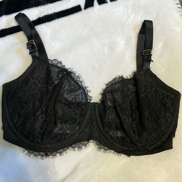 Victorias Secret Bra - Picture 1 of 3